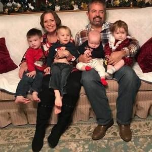 Meet your Posher, Loretta